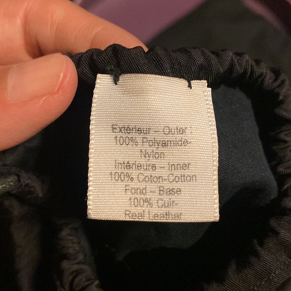 Chanel - Picture 5 of 11